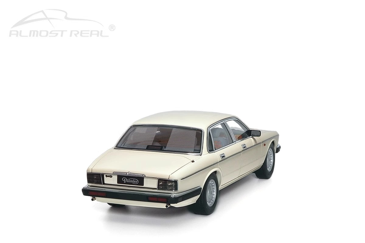 aguar Daimler XJ6 (XJ40) – 1:18 Diecast Model by Almost Real (Limited to 1,008 Units – Collector’s Edition)(810542)