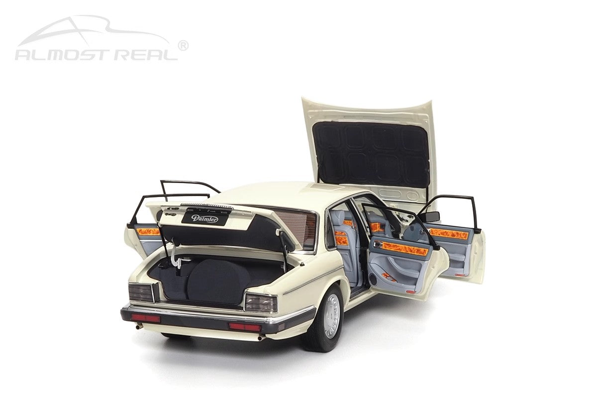 aguar Daimler XJ6 (XJ40) – 1:18 Diecast Model by Almost Real (Limited to 1,008 Units – Collector’s Edition)(810542)