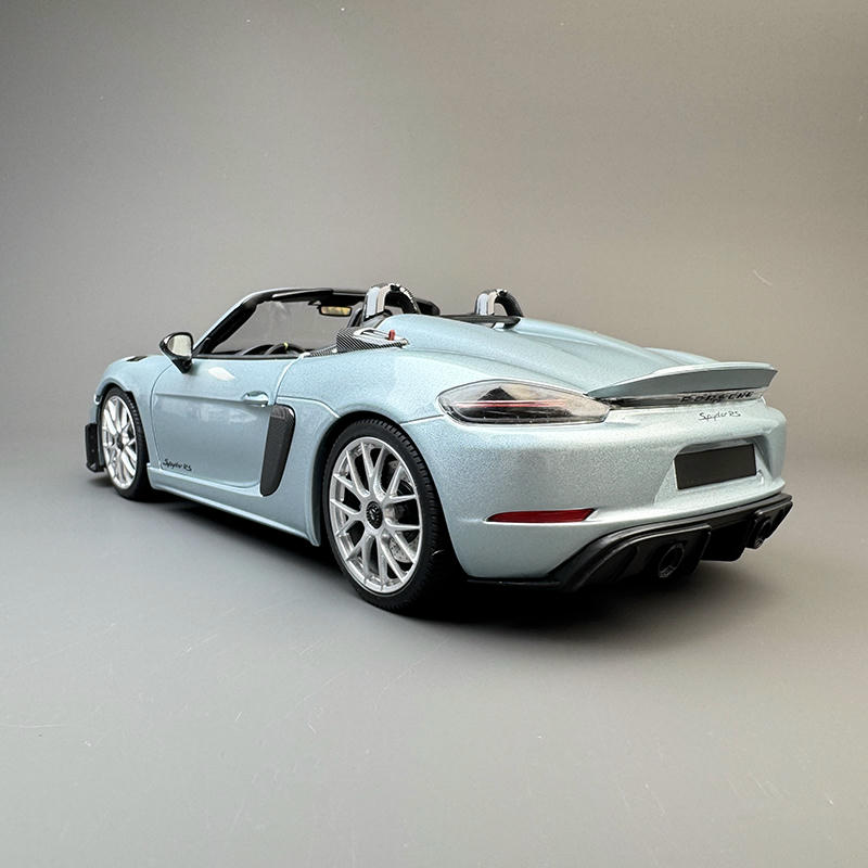 Minichamps 1:18 Porsche 718 Spyder RS Diecast Car