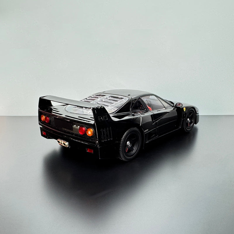Kyosho 1:18 Ferrari F40 Black Diecast Model – Fully Opening Supercar collection