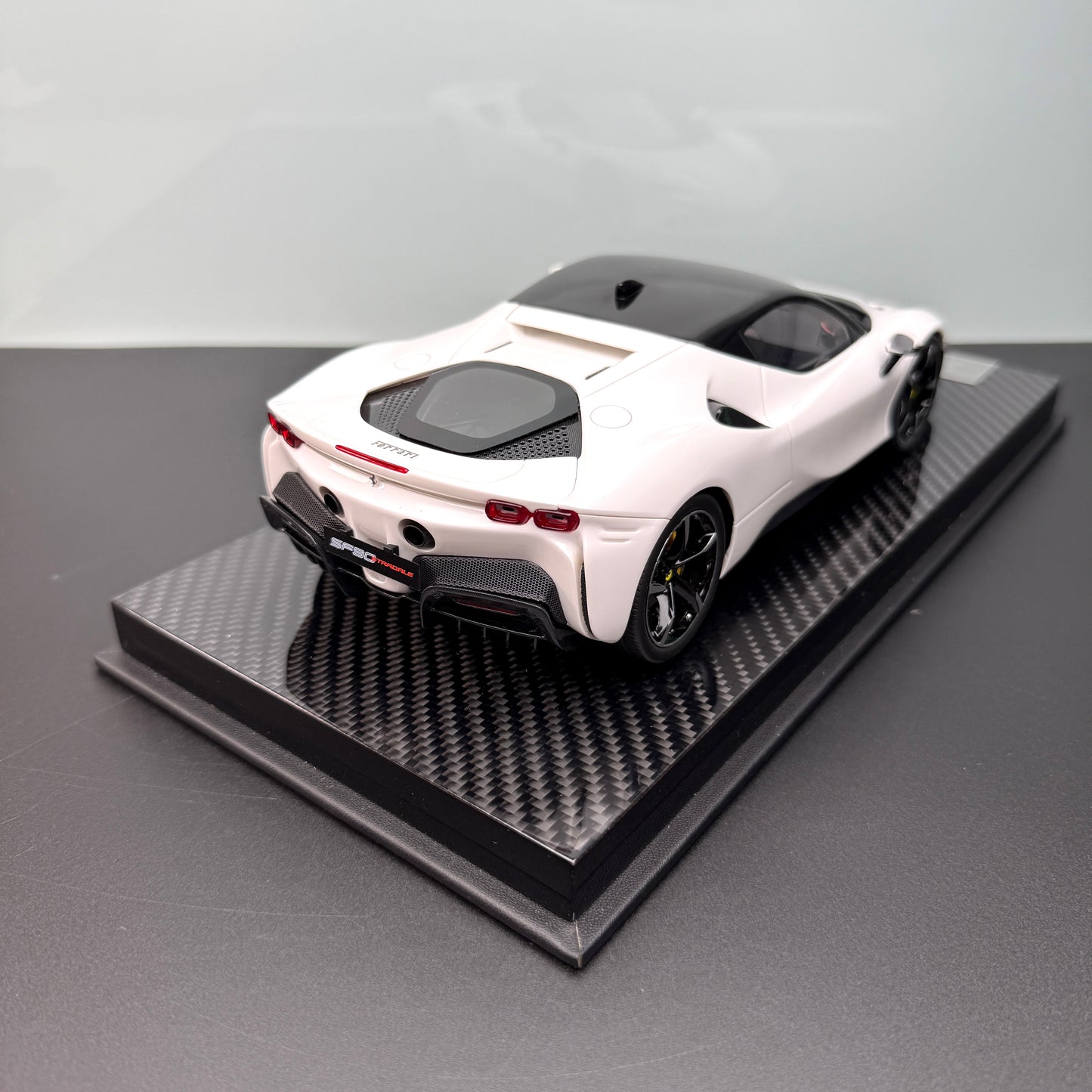 Vehicle Art 1:18 SF90 Resin Model – Limited Edition Prancing Horse Masterpiece