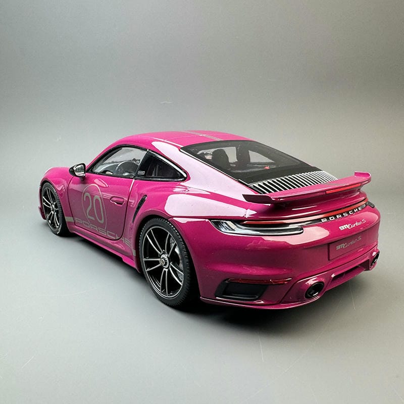 Minichamps 1:18 Porsche Turbo S