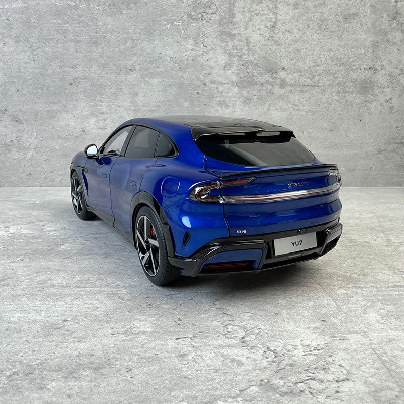Xiaomi YU7 Alloy Model – 1:18 Scale