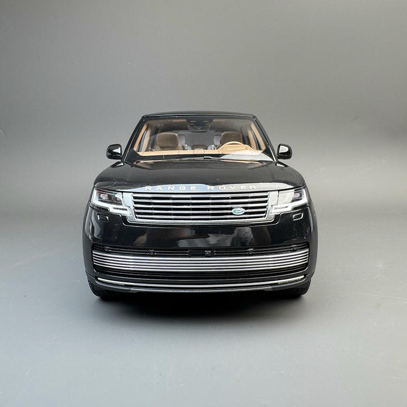 LCD 1:18 Land Rover Range Rover SV Long Wheelbase 2022 Diecast Car (Black)