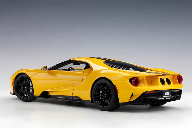 Autoart 1/18 Ford GT 2017 Yellow Diecast car model Collectible Car Models