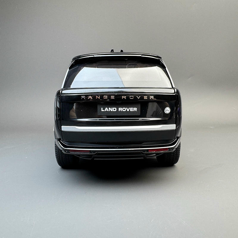 LCD 1:18 Land Rover Range Rover SV Long Wheelbase 2022 Diecast Car (Black)