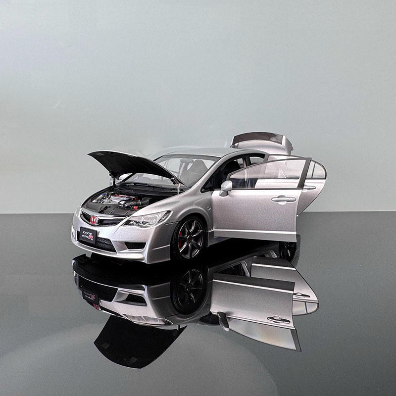 MotorHelix 1:18 Honda Civic FD2 Diecast Car