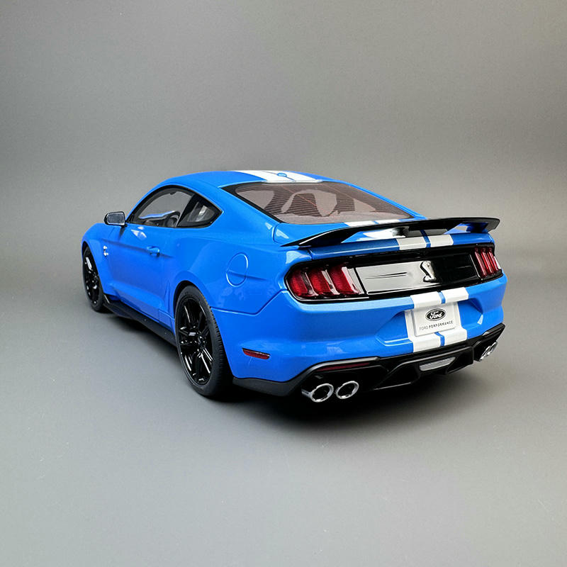 AutoArt 1:18 Ford Mustang Shelby GT500 Alloy Diecast Model Car