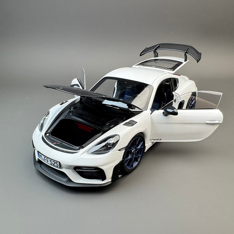 Norev Porsche 911 GT4 RS 1:18 Diecast Model Car