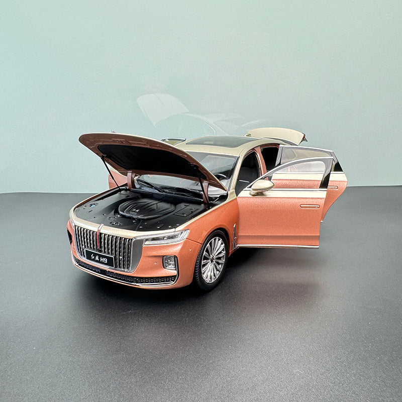 FAW Hongqi H9 1:18 Die-Cast Alloy Model with Solid Wood Base
