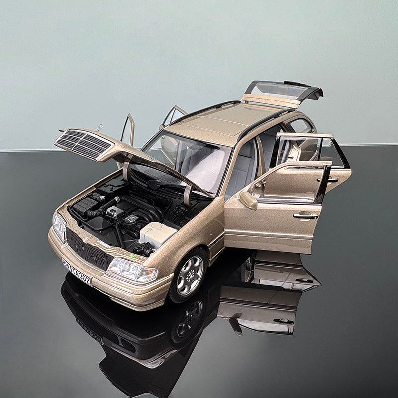 norev Mercedes-Benz C-Class 1997 Wagon Diecast Model – 1:18 Scale Fully Open Collectible (Champagne Silver)