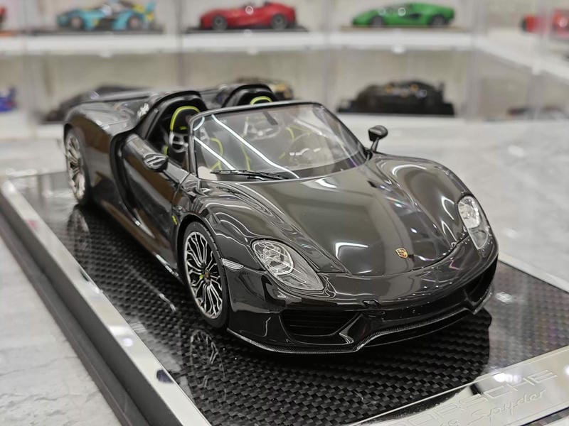 YY Model Porsche 918 Spyder 1:18 Resin Model Car