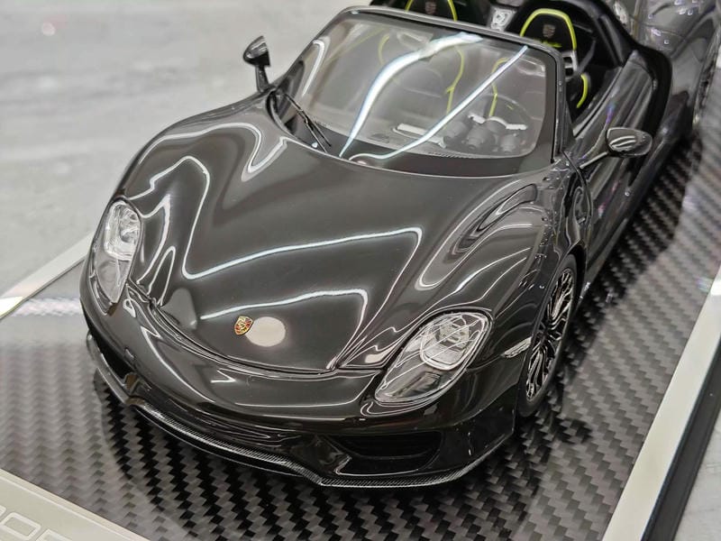 YY Model Porsche 918 Spyder 1:18 Resin Model Car