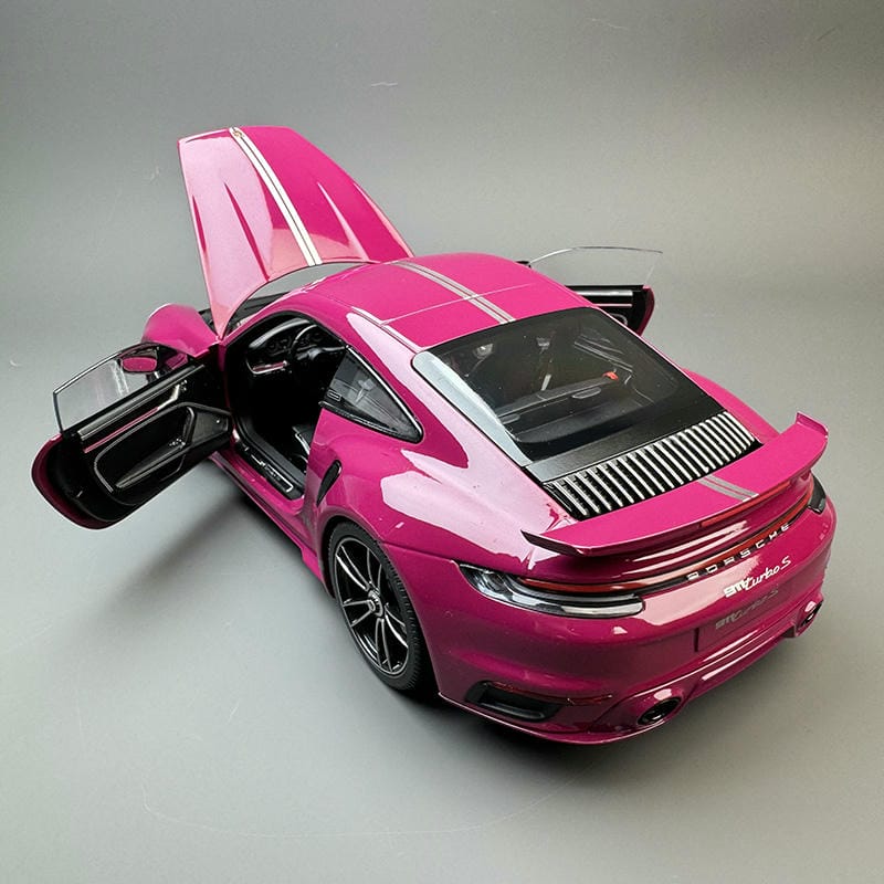 Minichamps 1:18 Porsche Turbo S