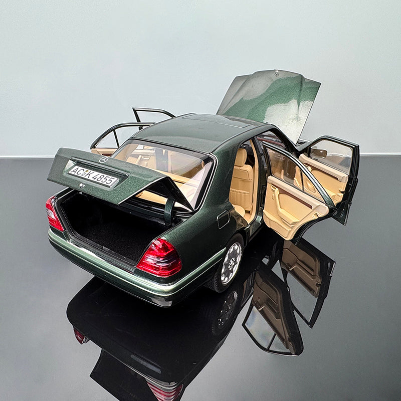 norev Mercedes-Benz C-Class 1997 Wagon Diecast Model – 1:18 Scale Fully Open Collectible