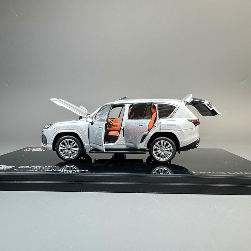 LCD Models 1:43 Lexus LX600 Diecast Car