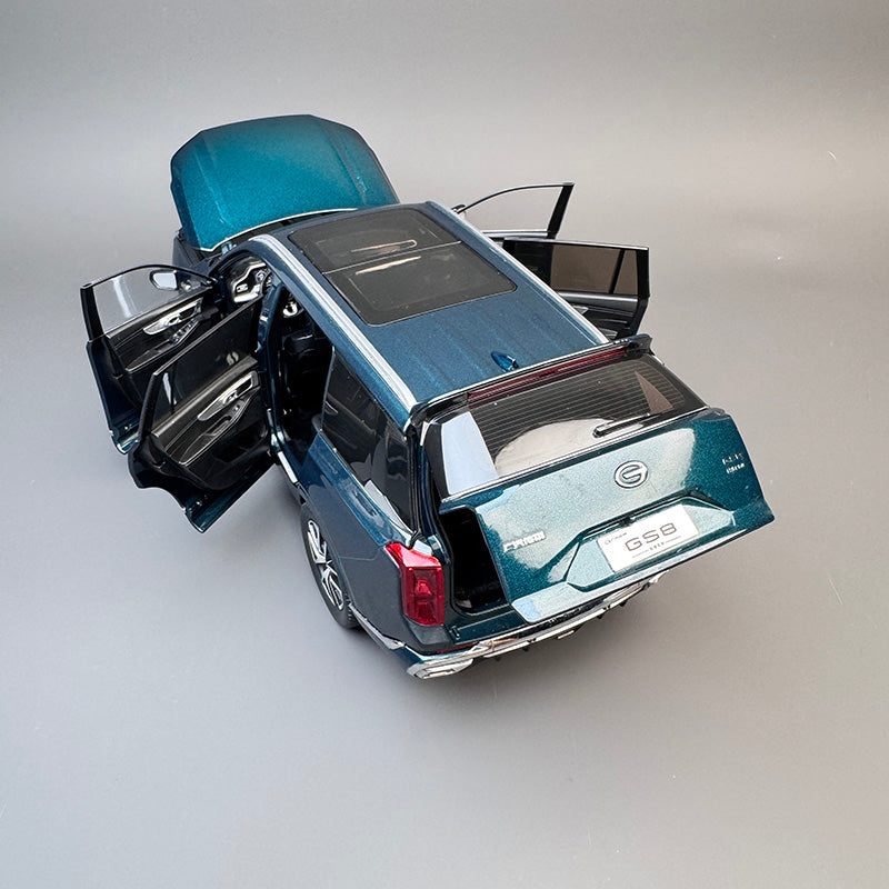 GAC Trumpchi GS8 1:18 Alloy Diecast Model Car