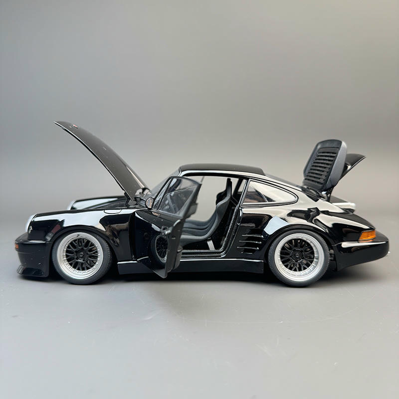 AUTOart Porsche 911 (930) Crown Midnight “Blackbird” Comic Edition 1:18 Scale Model Car