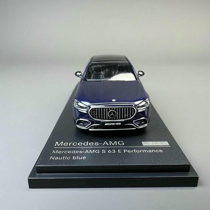 Almost Real 1:64 Diecast Model – Mercedes-Benz S63 (With Display Case)