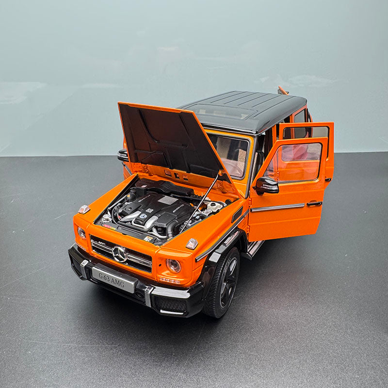 AR 1:18 Mercedes-Benz G63 Diecast Model – Full Opening, Collectible Grade