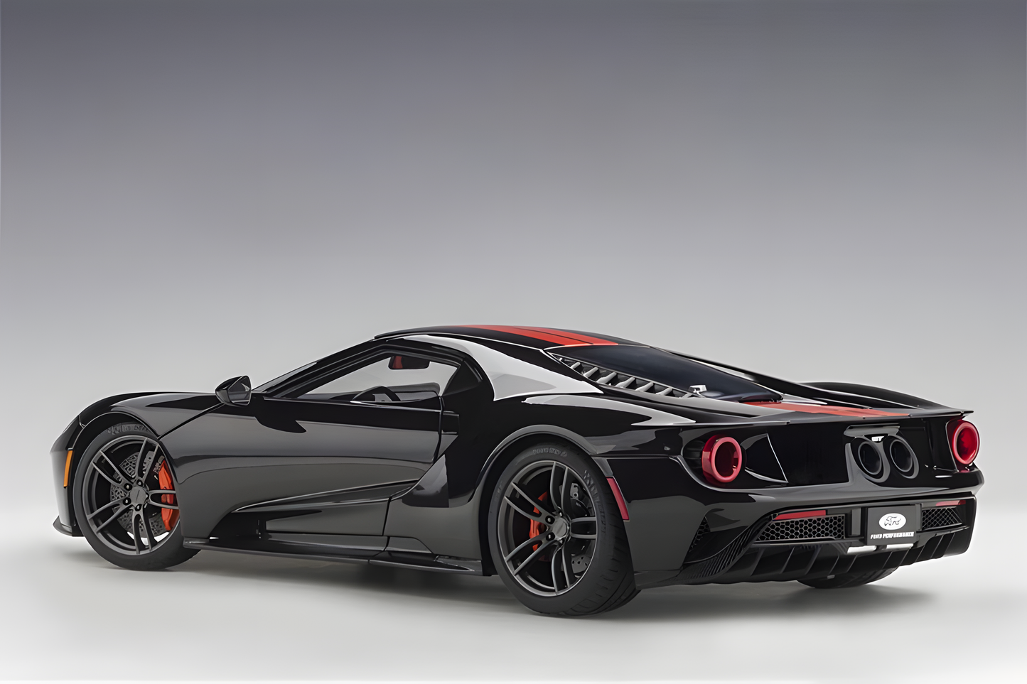 Autoart 1/18 Ford GT 2017 Black Diecast car model Collectible Car Models