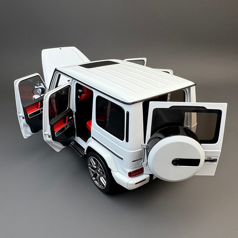 Almost Real Mercedes-Benz G63 AMG 2022 55th Anniversary Edition 1:18 Diecast Model Car