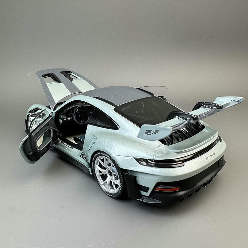 Minichamps 1:18 Porsche 911 GT3 RS