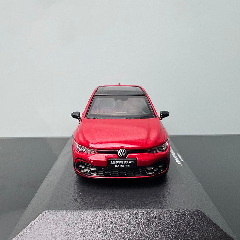 Volkswagen Golf V R32 2005 Diecast Model – 1:43 Scale Red Collectible