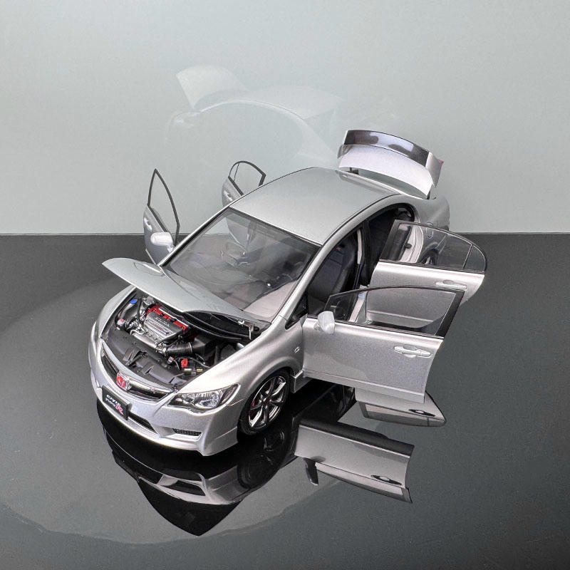 MotorHelix 1:18 Honda Civic FD2 Diecast Car