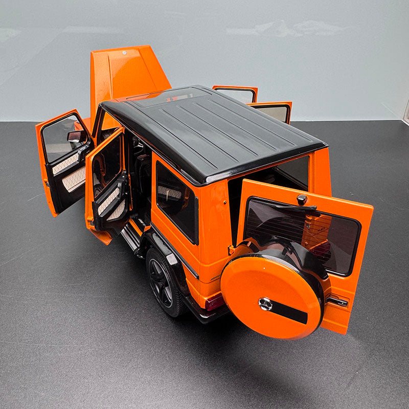 AR 1:18 Mercedes-Benz G63 Diecast Model – Full Opening, Collectible Grade