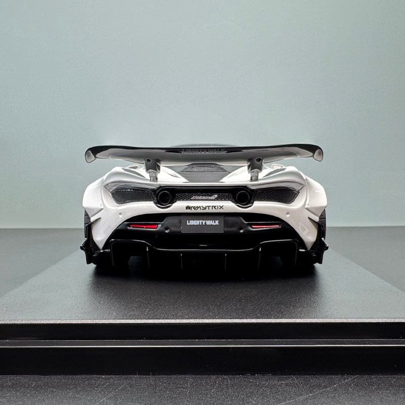 GT Spirit 1:18 CLDC040 – Limited Edition Resin Model (Fully Sealed Collector’s Piece)