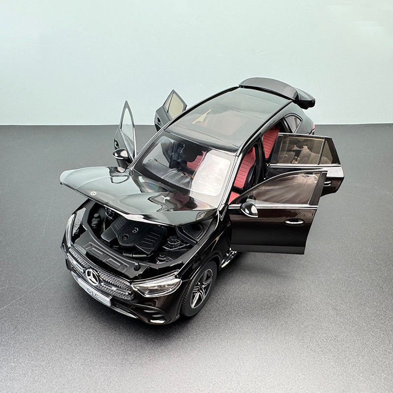 1:18 iScale Mercedes-Benz GLC X254 Black Diecast Model – AMG-Line Precision Collectible