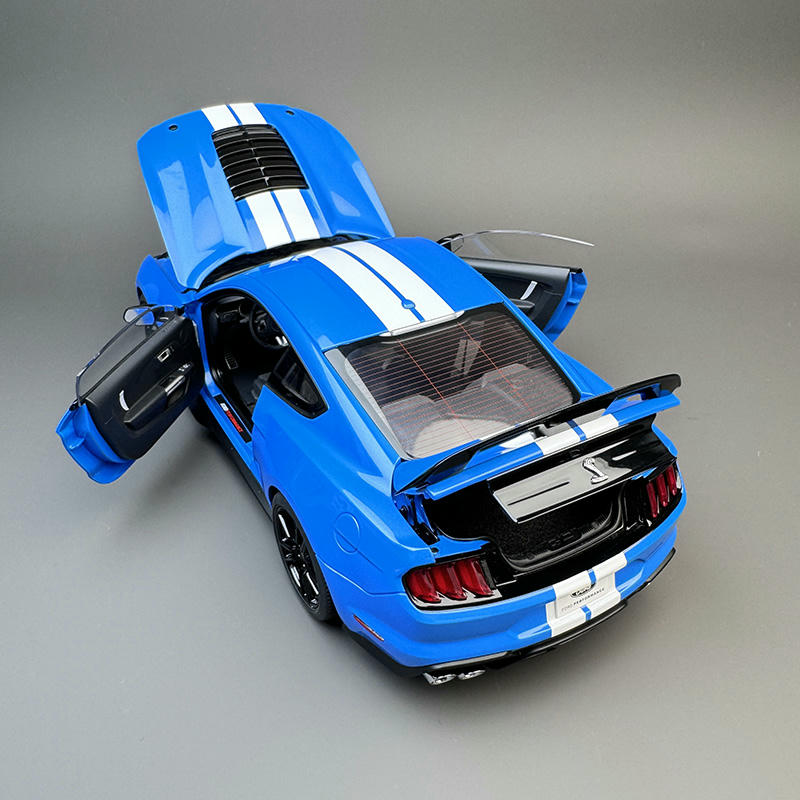 AutoArt 1:18 Ford Mustang Shelby GT500 Alloy Diecast Model Car