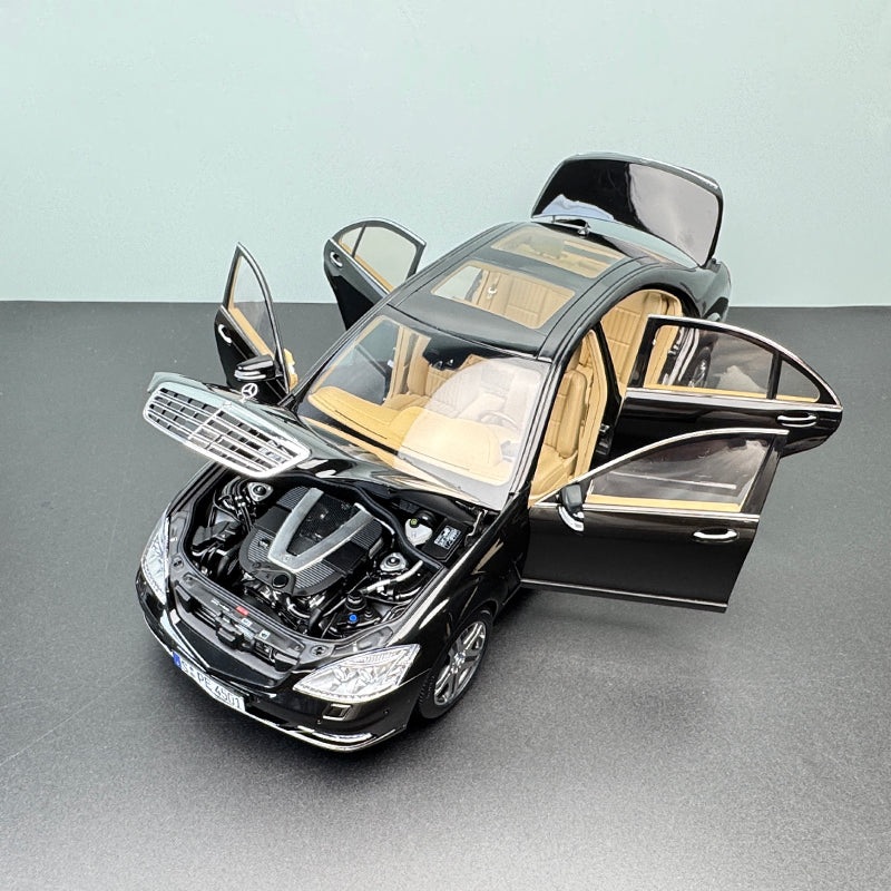 MH 1:18 Mercedes‑Benz S600L W221 Die‑Cast Alloy Model – Opening Panels & Engine Bay Display