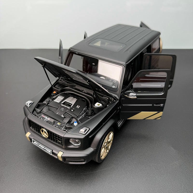 Almost Real 1:18 Mercedes-Benz G63 Alloy Model – Iconic Off-Road Luxury