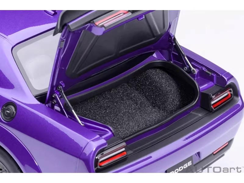 AUTOart 1:18 Dodge Challenger SRT 2023 Alloy Diecast Model