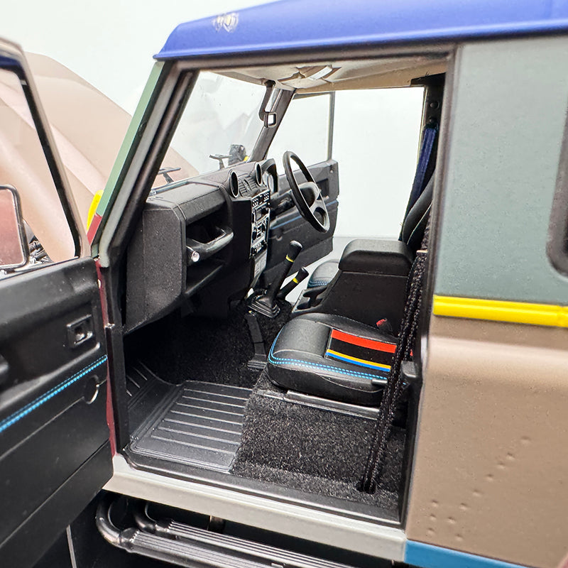 Almost Real Land Rover Defender 90 Paul Smith Custom Edition 1:18 Diecast Model