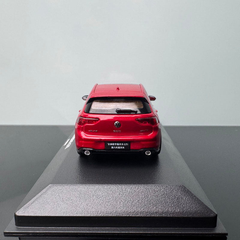 Volkswagen Golf V R32 2005 Diecast Model – 1:43 Scale Red Collectible