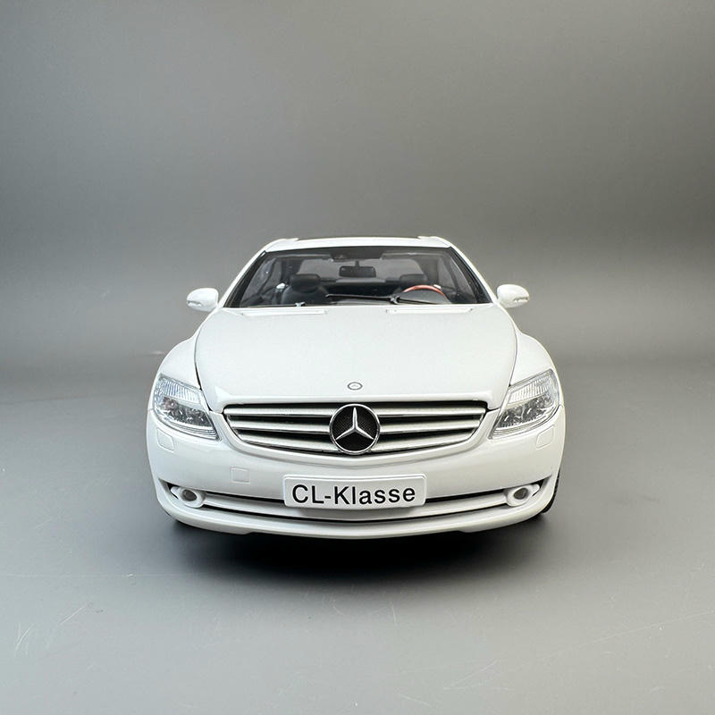 Autoart 1:18 Mercedes-Benz CL-Klasse Diecast Car