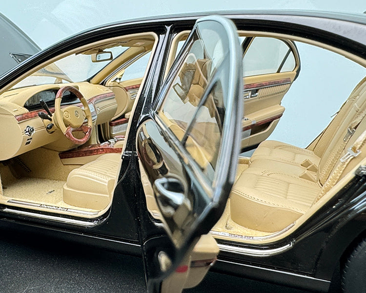 MH 1:18 Mercedes‑Benz S600L W221 Die‑Cast Alloy Model – Opening Panels & Engine Bay Display