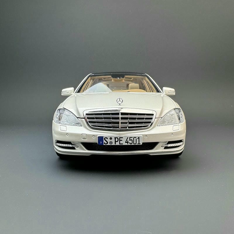 MH 1:18 Scale Mercedes-Benz S600L W221 Diecast Model Car