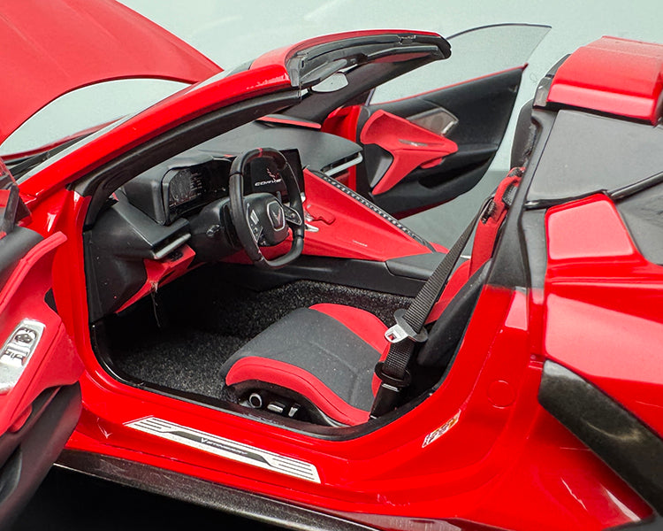 AutoArt Chevrolet Corvette C8 1:18 Scale Diecast Model – Interactive Collectible