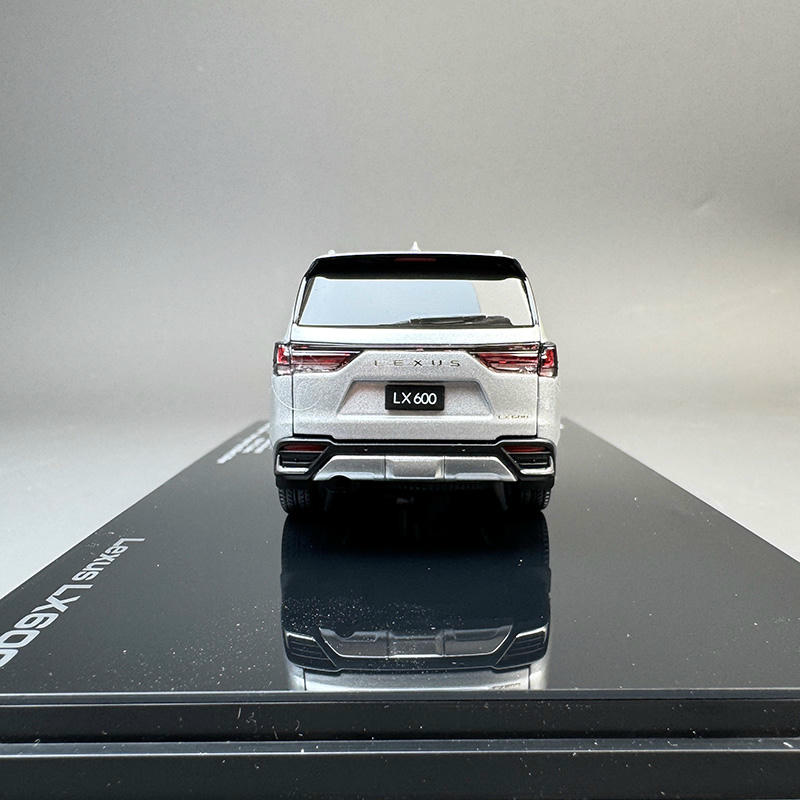 LCD Models 1:43 Lexus LX600 Diecast Car