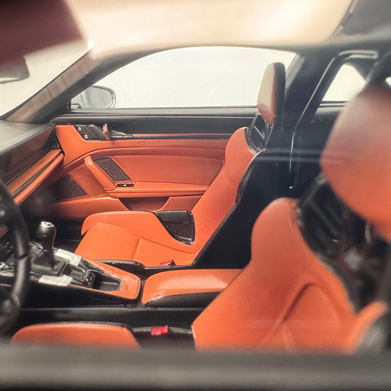 Porsche 911 992 S/T Resin Model - GT Spirit 1/18 Collectible Model CLDC038