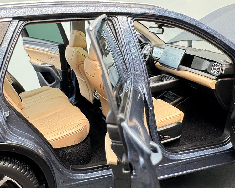 BYD Song PRO DMi 1:18 Diecast Alloy Model SUV (Static Display Edition – Functional Details)