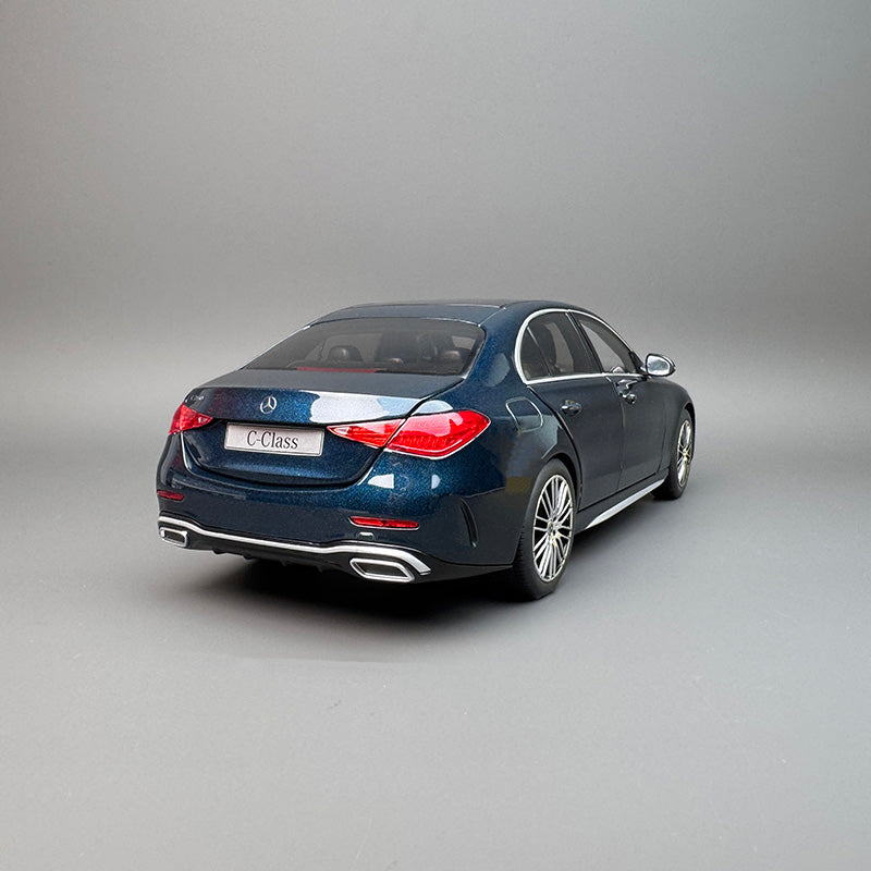 Mercedes-Benz C-Class C260 1:18 Scale Diecast Model Car – Alloy & ABS Collectible with Full Opening Parts