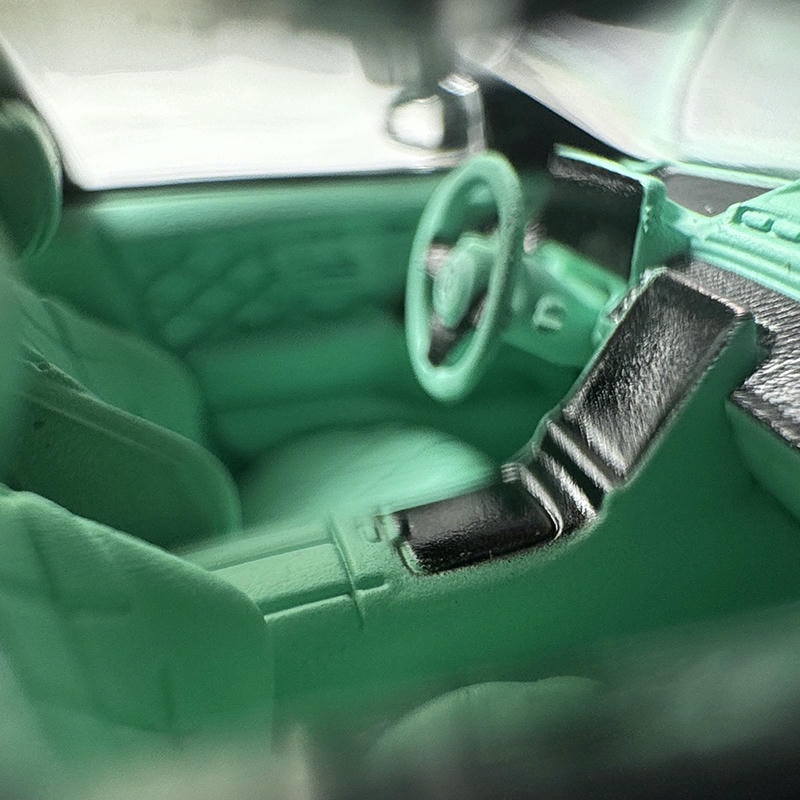 AR Box 1:64 Brabus S-Class 7th Gen “S 850” Maybach Masterpiece – Diecast Alloy Collectible