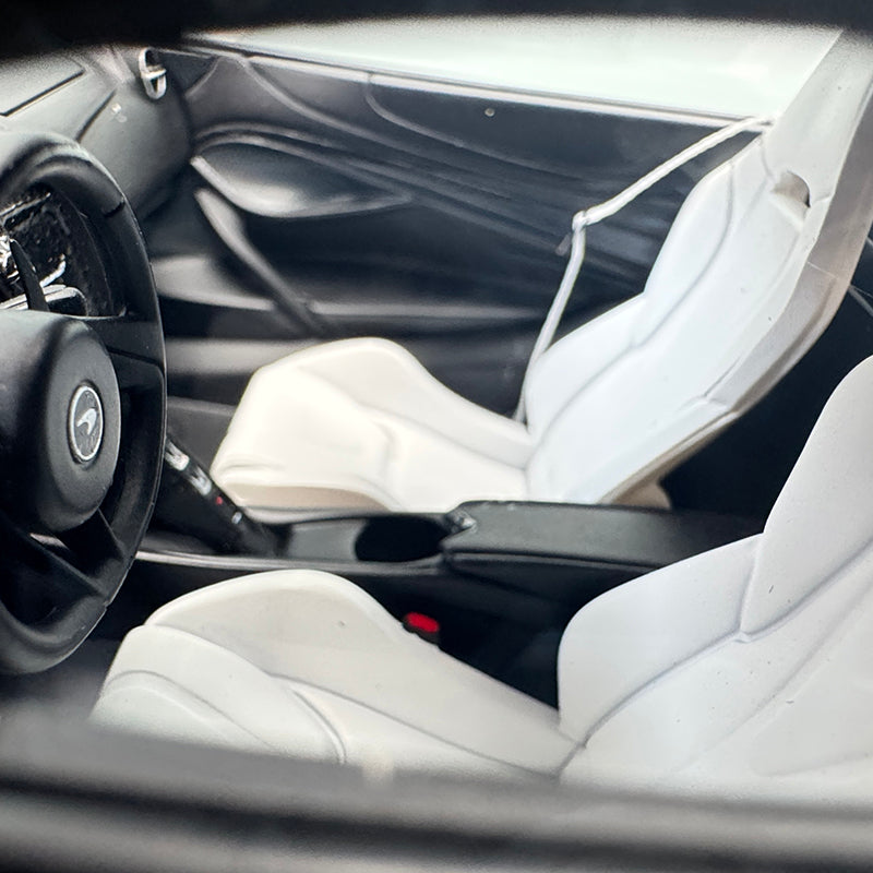 GT Spirit 1:18 CLDC040 – Limited Edition Resin Model (Fully Sealed Collector’s Piece)