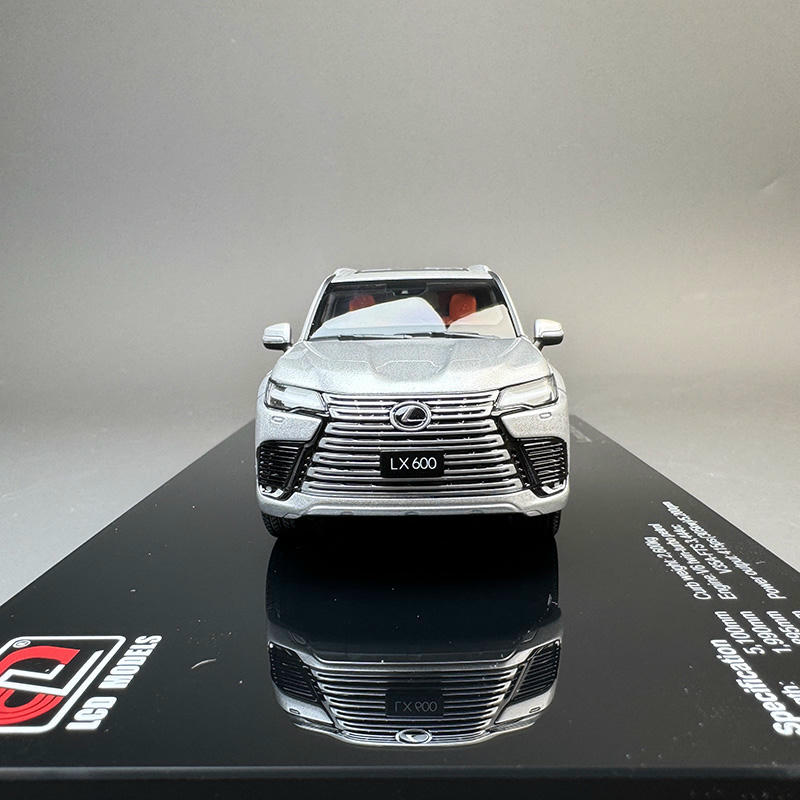 LCD Models 1:43 Lexus LX600 Diecast Car