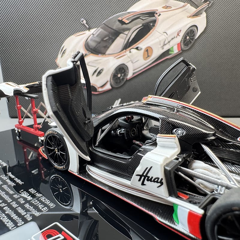 LCD Pagani Huayra R 1:43 Diecast Model Car